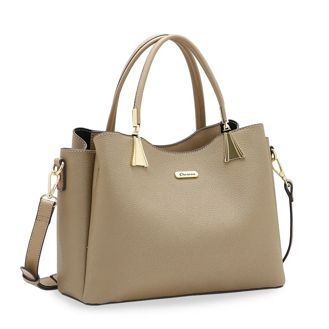 Bolsa feminina Chenson bege contemporânea, vista frontal lateral direito, acabamento texturizado e ferragens douradas